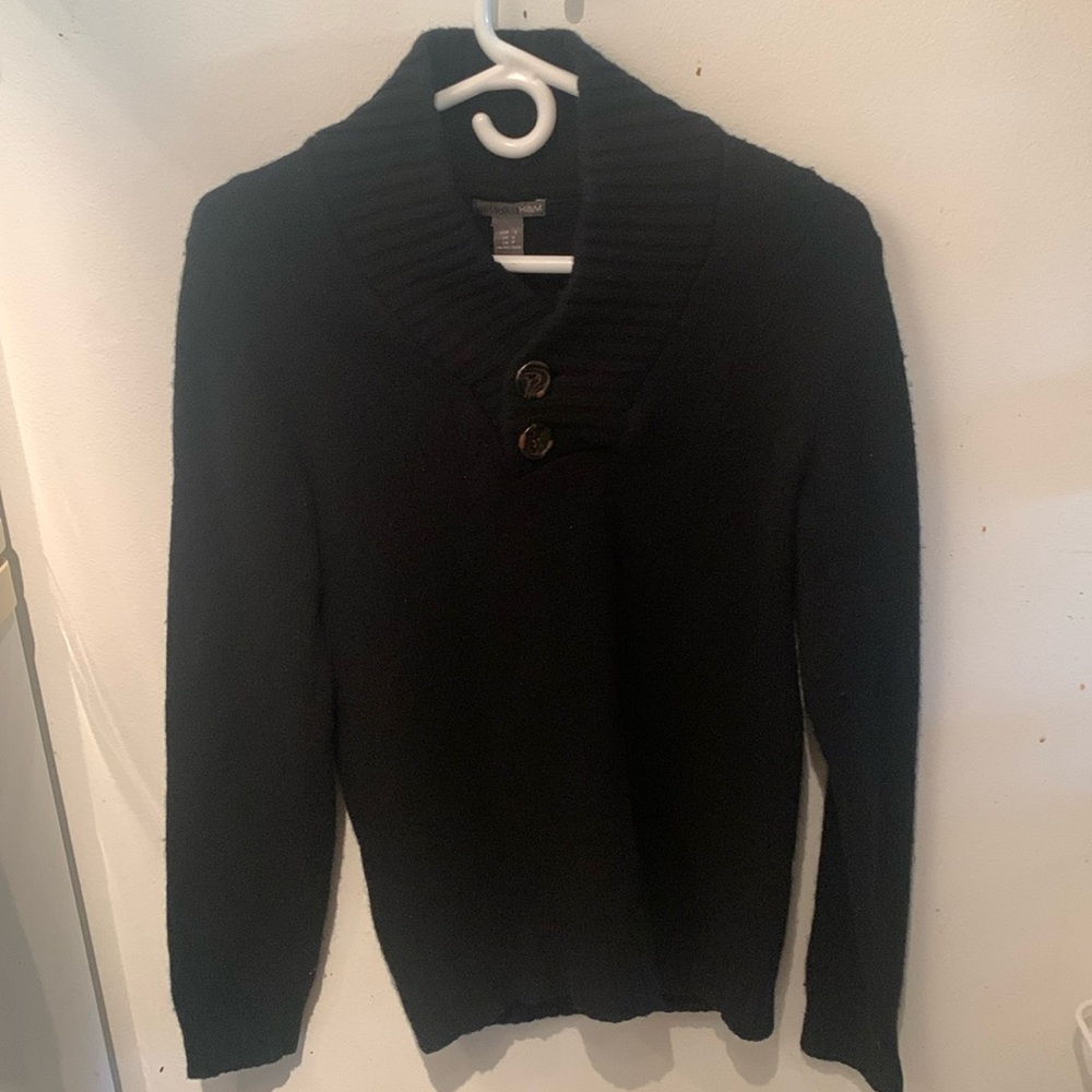 Elegant Jet Black Lambs Wool Quarter Button Sweater from H and M SZ Small
